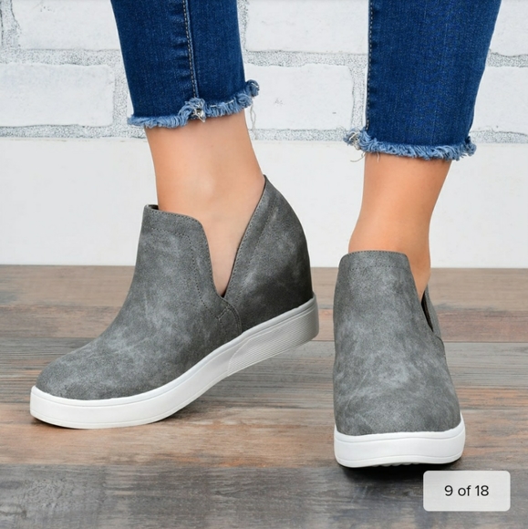 SOLD! NEW- NWT-Suede Wedge Sneakers 😍 - Picture 10 of 12